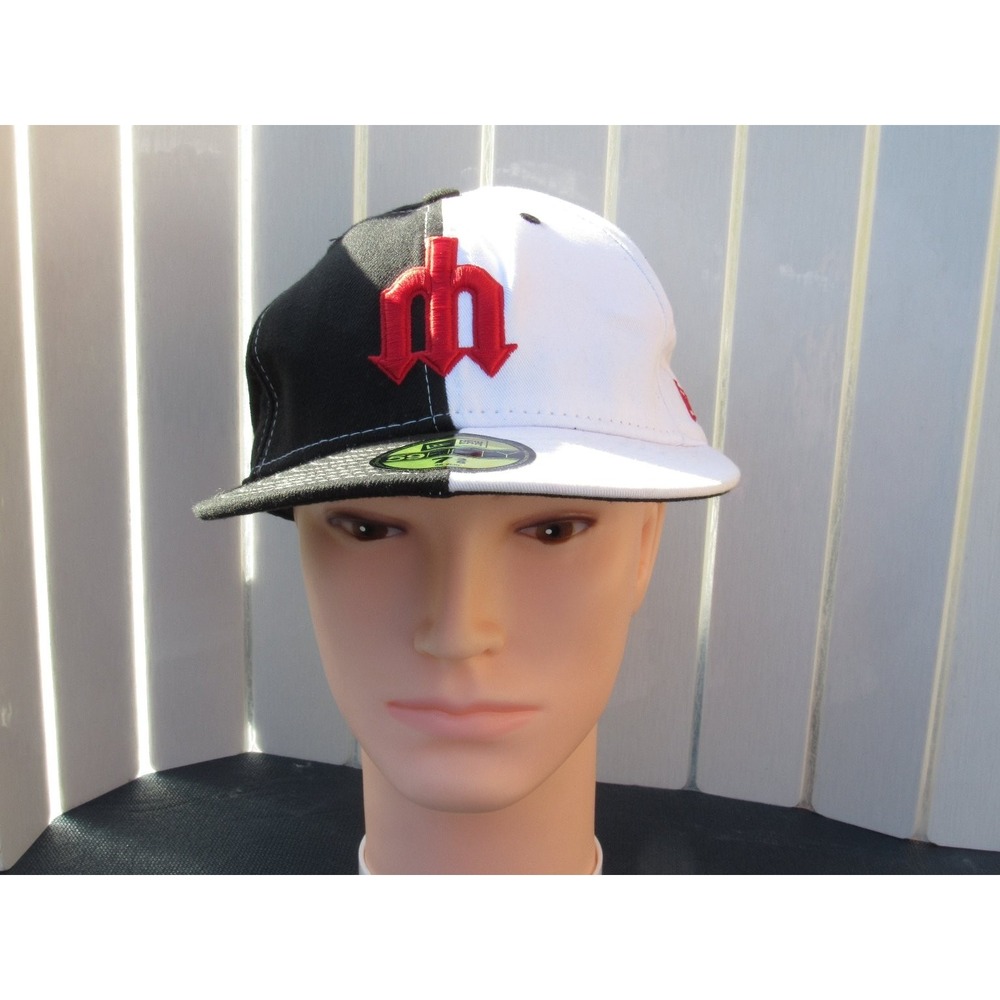 Milwaukee Brewers New‎ Era 59FIFTY Fitted Hat 7 3/8 Black White MLB Cap